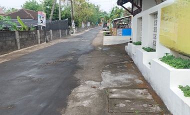 Rumah luas bqgus murah dekat UII