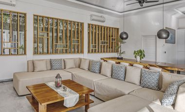 Leasehold - Stunning 5-Bedroom Luxury Villa with Ocean View in Canggu