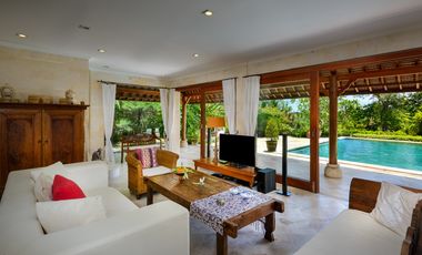 Leasehold - A Tranquil 4-Bedroom Sanctuary with Stunning Sunset Views