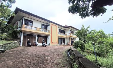 Villa Vintage View Laut di Area Nusa Dua