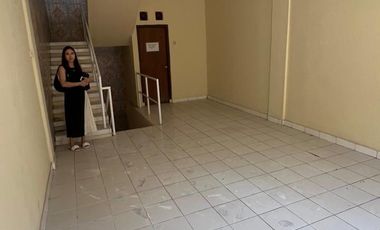 Freehold - Commercial Building for Sale Sunset Road