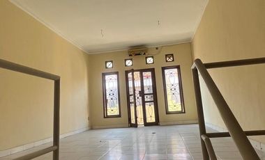 Freehold - Commercial Building for Sale Sunset Road