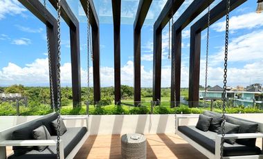 Leasehold - Luxury villa with breathtaking views of majestic mountains