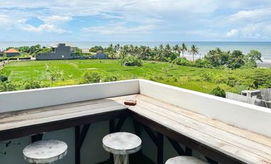 Leasehold - Luxury villa with breathtaking views of majestic mountains