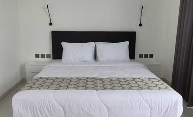 Leasehold - A modern townhouse takes simpliciy and serenity in Seminyak, Bali