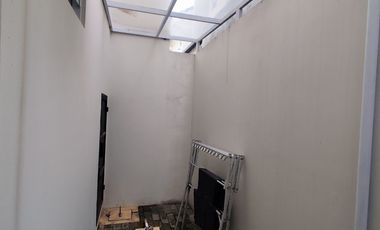 Rumah 2 Lantai 4 Menit ke RS Buah Hati Ciputat SHM Siap Huni J-34459