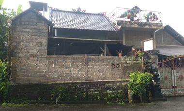 Freehold - Spacious 4-Bedroom House in Tabanan Bali