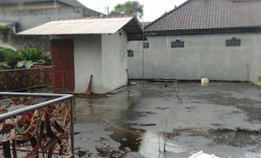 Freehold - Spacious 4-Bedroom House in Tabanan Bali