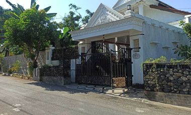 Luxury Home di Pratama Green Residence, Dawung, Kedungpane, Mijen