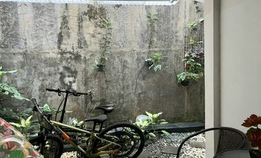 Dijual Cepat Rumah Dua Lantai Dekat Tol Jatiwaringin Pondok Gede