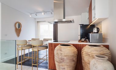 Leasehold - Endless Ocean Views from Your Private Rooftop Jacuzzi - Canggu Penthouse, Bali