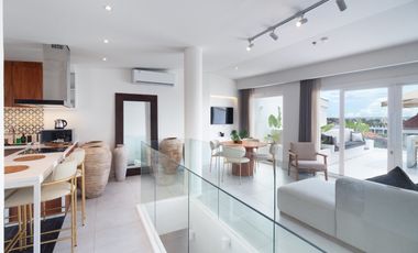 Leasehold - Endless Ocean Views from Your Private Rooftop Jacuzzi - Canggu Penthouse, Bali