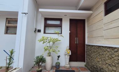 Freehold - Charming Villa for Sale in Kerobokan - Just 300m from Raya Canggu, Bali!