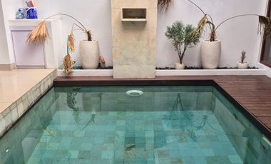 Freehold - Charming Villa for Sale in Kerobokan - Just 300m from Raya Canggu, Bali!