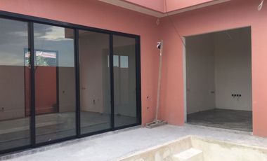 Leasehold - Charming 1-Bedroom Villa with Rice Field View in Munggu, Bali
