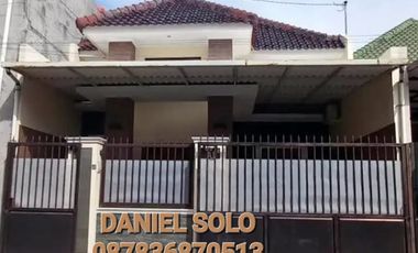 DIJUAL RUMAH GENTAN PURBAYAN SOLO