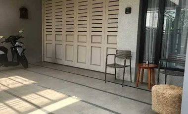 Rumah Lux ada kolam renang dekat griya Arcamanik Endah bandung