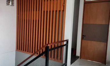 Rumah Lux ada kolam renang dekat griya Arcamanik Endah bandung