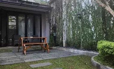 Rumah Lux ada kolam renang dekat griya Arcamanik Endah bandung