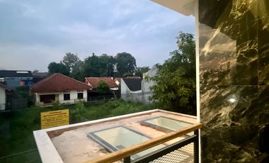 Rumah Baru Modern mewah murah di Maguwoharjo dekat Jogjabay
