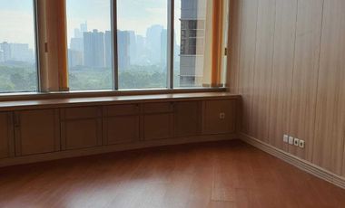 218 m2 Menara Sudirman - Partition Renovated