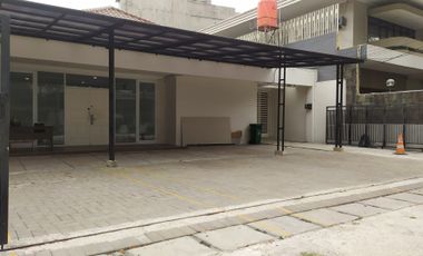 Sewa Ruang Kantor Furnish 6 Pax Size 18m2 dekat Harmoni, Monas JakPus