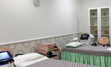 A208 RUMAH USAHA Mewah jl Argopuro JEMBER BEKAS KLINIK KECANTIKAN