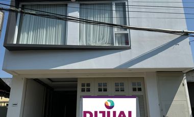 Rumah Modern Cocok Untuk Usaha Di Pondok Kelapa Jakarta Timur