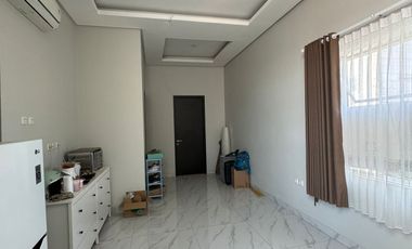 Rumah Modern Cocok Untuk Usaha Di Pondok Kelapa Jakarta Timur