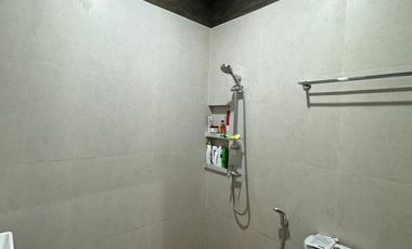 Rumah Modern Cocok Untuk Usaha Di Pondok Kelapa Jakarta Timur