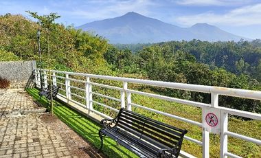 RUMAH BERKONSEP VILLA DI LAWANG,MALANG,SEJUK PEGUNUNGAN