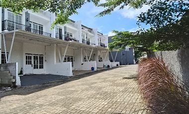 RUMAH BERKONSEP VILLA DI LAWANG,MALANG,SEJUK PEGUNUNGAN