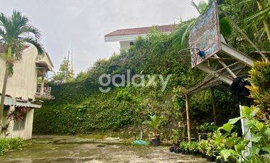 Rumah VILLA PANDAAN