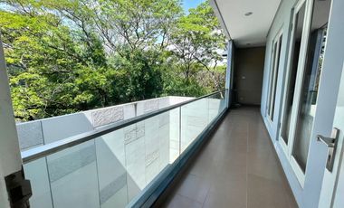 TERMURAH, CLUSTER  MARINA ANCOL 3,5 LANTAI 10X20, FURNISHED,JUAL RUGI