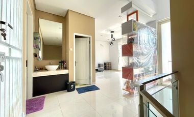 TERMURAH, CLUSTER  MARINA ANCOL 3,5 LANTAI 10X20, FURNISHED,JUAL RUGI