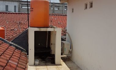 Disewakan Rumah siap huni 8x20m di Taman sari Harapan Indah Bekasi