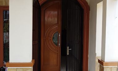 Disewakan Rumah siap huni 8x20m di Taman sari Harapan Indah Bekasi