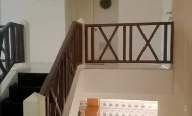 Kutisari habis renovasi siap huni furnished baru