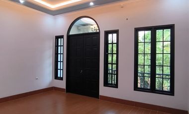 Dijual Murah Rumah Eropa Classic di Pejaten Barat Jakarta Selatan