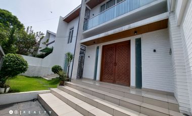 RUMAH MEWAH PRIVATE POOL CIGADUNG DAGO BANDUNG Strategis Harga Terjangkau