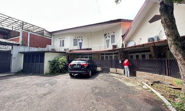 Tanah 156 m2 cocok utk Kos-2an di Jl Sumbawa Menteng JakPus