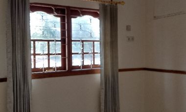 Rumah Sewa Untuk Kantor Atau Mess Pinggir Jalan Raya