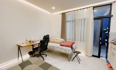 Jual Cepat Rumah 3 Lantai di Dekat Polban, Dekat Gerlong