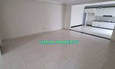 Rumah Siap Huni Nyaman Terawat Cluster Favourite Coatesville Kota Wisata Cibubur