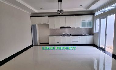 Rumah Siap Huni Nyaman Terawat Cluster Favourite Coatesville Kota Wisata Cibubur