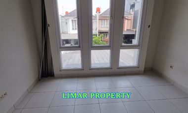 Rumah Siap Huni Nyaman Terawat Cluster Favourite Coatesville Kota Wisata Cibubur