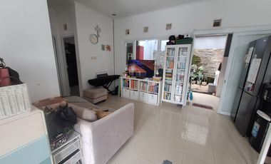 Dijual Rumah Lingkungan Asri di Pasri Impun