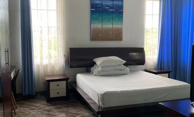 Rumah Hook Full Furnish Full Renovasi Taman Himalaya Lippo Karawaci