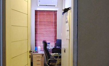 Turun Harga, Rumah 3 Lantai Minimalis, Janur Elok, 9x17, Jalan 3 Mobil