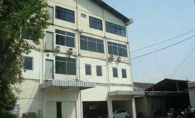 Dijual Gudang dan bagunan lokasi pinggir jalan raya di Cengkareng